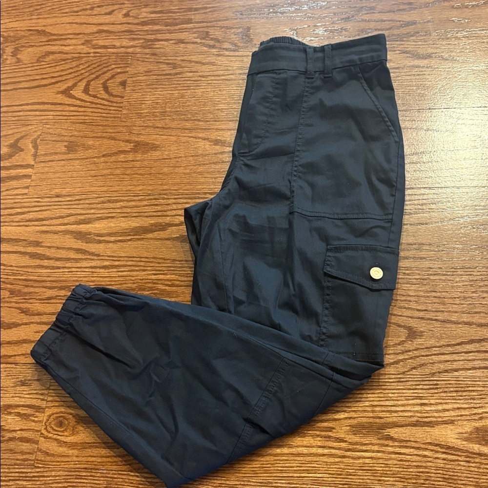 Women’s black the jogger cargo pants White House Black Market cotton stretch 4
